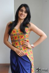 Regina Cassandra at Pilla Nuvvu Leni Jeevitham Press Meet